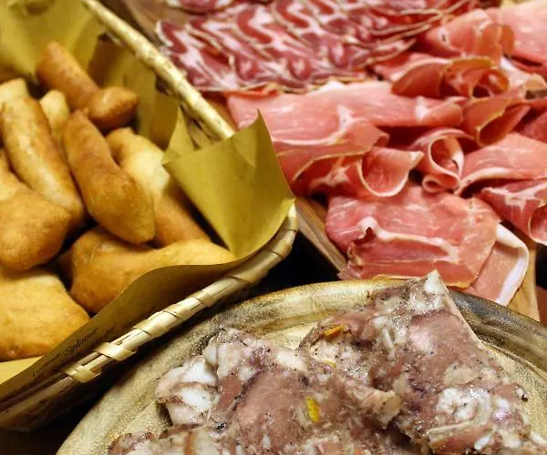 Cuccaro Club - Val Di Vara E Cinque Terre 农家乐